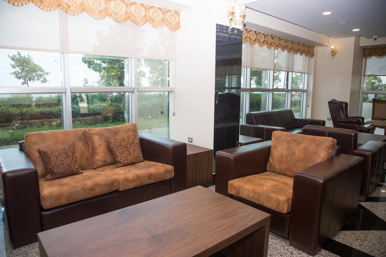 Nana Hotel Hopa Exterior photo