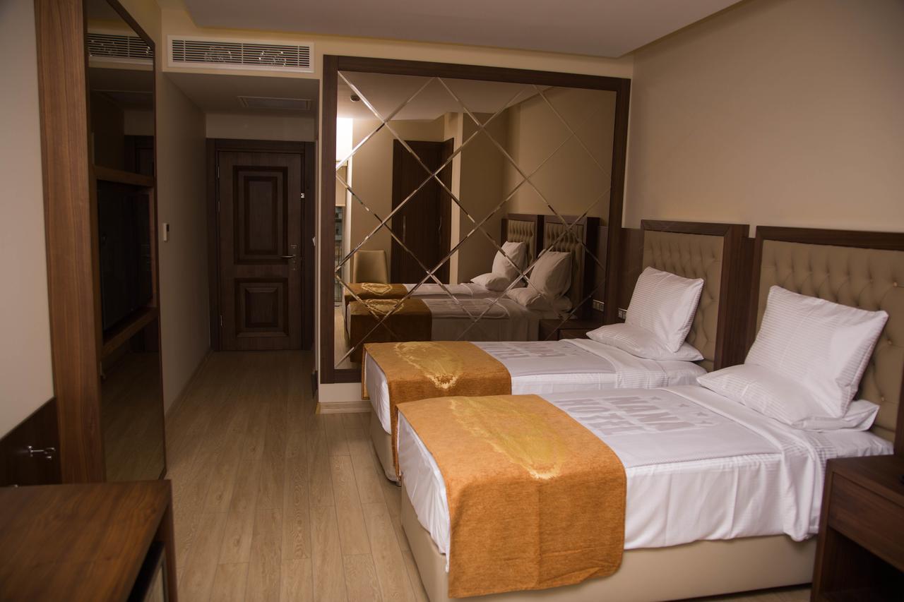 Nana Hotel Hopa Exterior photo